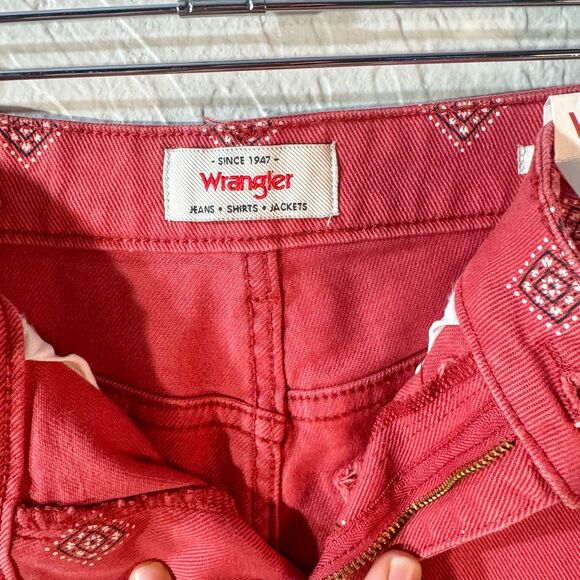 Wrangler High-Rise Denim Cutoff Shorts, Diamond Bay, Size 2/26 , Vintage esque - Picture 8 of 9
